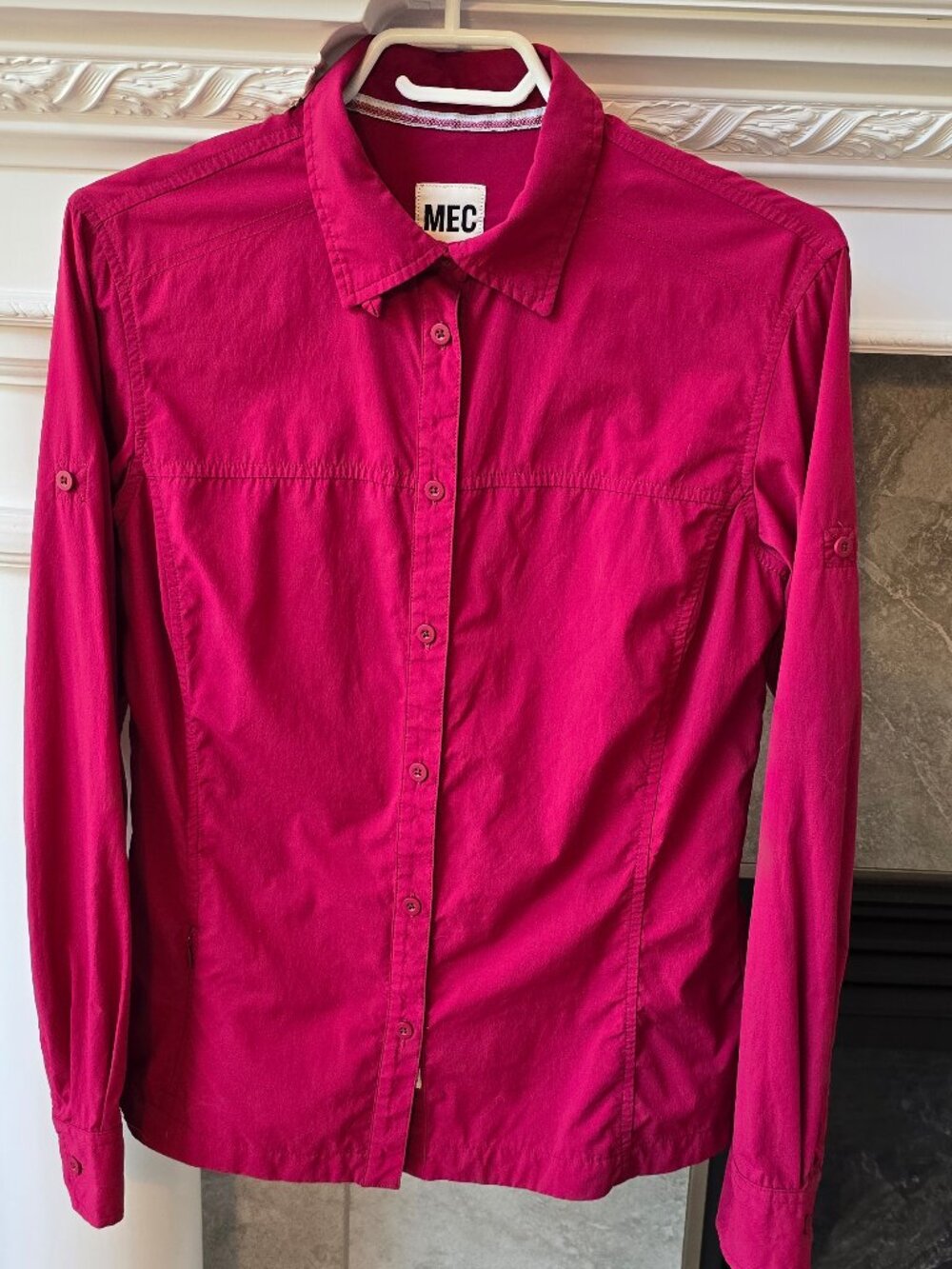 MEC Women's Technical Hiking Shirt - Size M Regular Fit Fuchsia Pink Long Sleeve